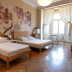 Trzy Kafki Private Rooms